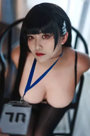 Coser美女洛璃LoLiSAMA.066 - 蔚蓝档案 莉音 主题写真 [72P]