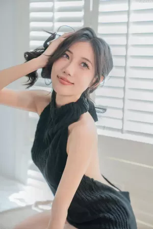 [YITUYU艺图语]No.20250354_02.22 黑色毛衣 o1ne万  [22P]