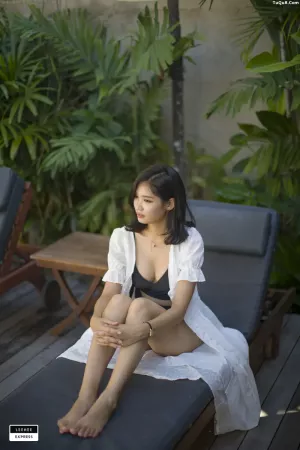 韩国写真机构LEEHEE EXPRESS_No.144 – LESV-001B [49P]