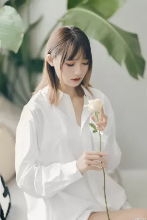 颜值博主_兔子Zzz不吃胡萝卜_No.048 – 你的味道 主题写真 [36P]