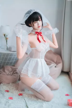 国产Coser美女三度_69-No.040 – 婚纱孔雀翎 主题写真 [24P]