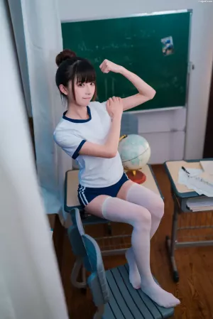动漫博主Kitaro绮太郎No.121 – 《体操》 主题写真 [24P]
