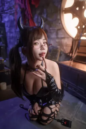 Coser美女抱走莫子aa-No.053 - 魅魔 主题写真 [45P]