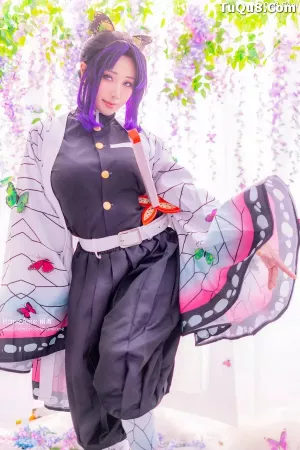 台湾Coser美女：雨波_HaneAme - 035 - Kimetsu no Yaiba主题写真[18P]