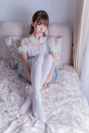 动漫博主Kitaro绮太郎No.065 – 白情女仆 主题写真 [40P]