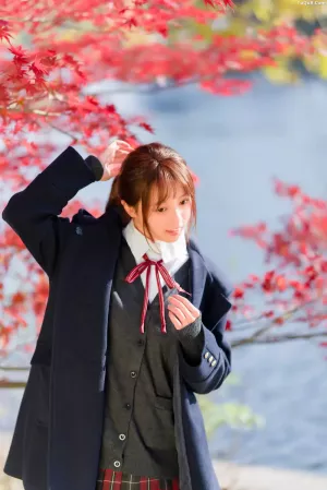 [YITUYU艺图语]No.20250352_02.22 枫叶jk少女 小亿  [26P]