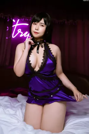 越南Coser美女Uy Uy - No.009 Tifa Mature Dress 主题写真 [20P]