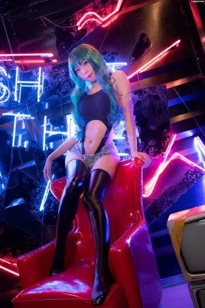 佛系Coser美女Money冷冷-No.014 – 高叉 主题写真 [17P]