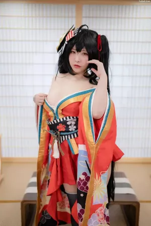 韩国美女模特Yuna-No.042 – Vol.8 AzurLane IJN Taihou（删减版） 主题写真 [20P]